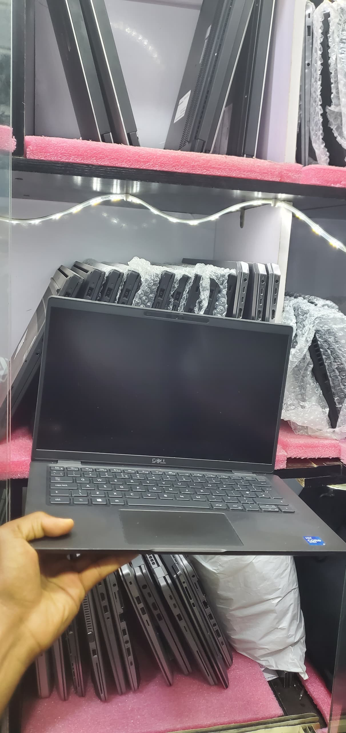 Dell Latitude 7420 Opened